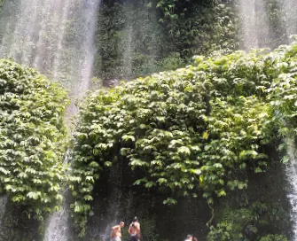 Lombok Waterfalls: photo 2 of 3