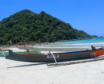 South Lombok Beaches: photo 1 of 3